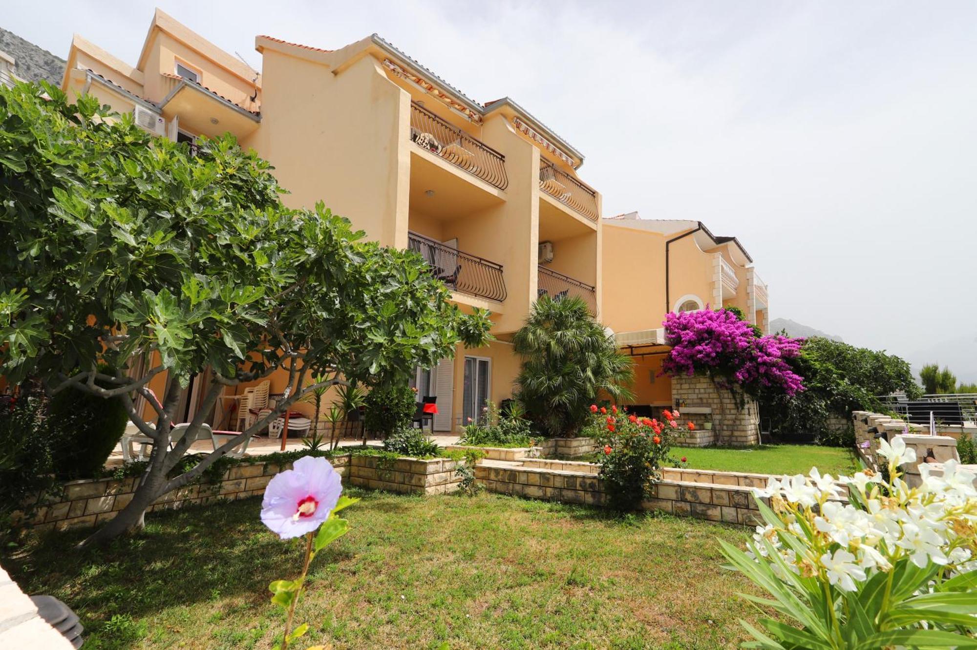 Apartments Edita & Robert Lokva Rogoznica Dış mekan fotoğraf