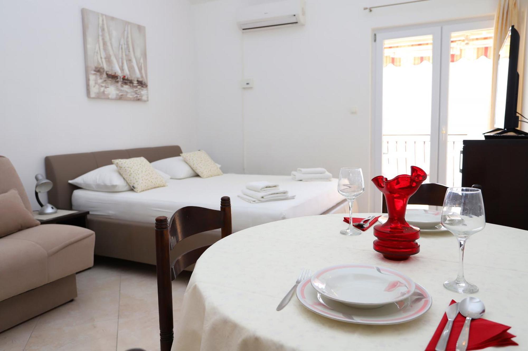Apartments Edita & Robert Lokva Rogoznica Dış mekan fotoğraf