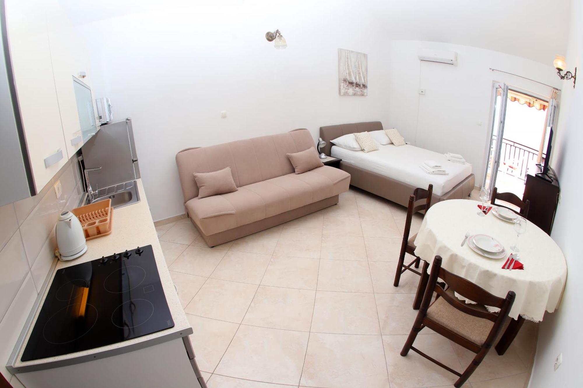 Apartments Edita & Robert Lokva Rogoznica Dış mekan fotoğraf