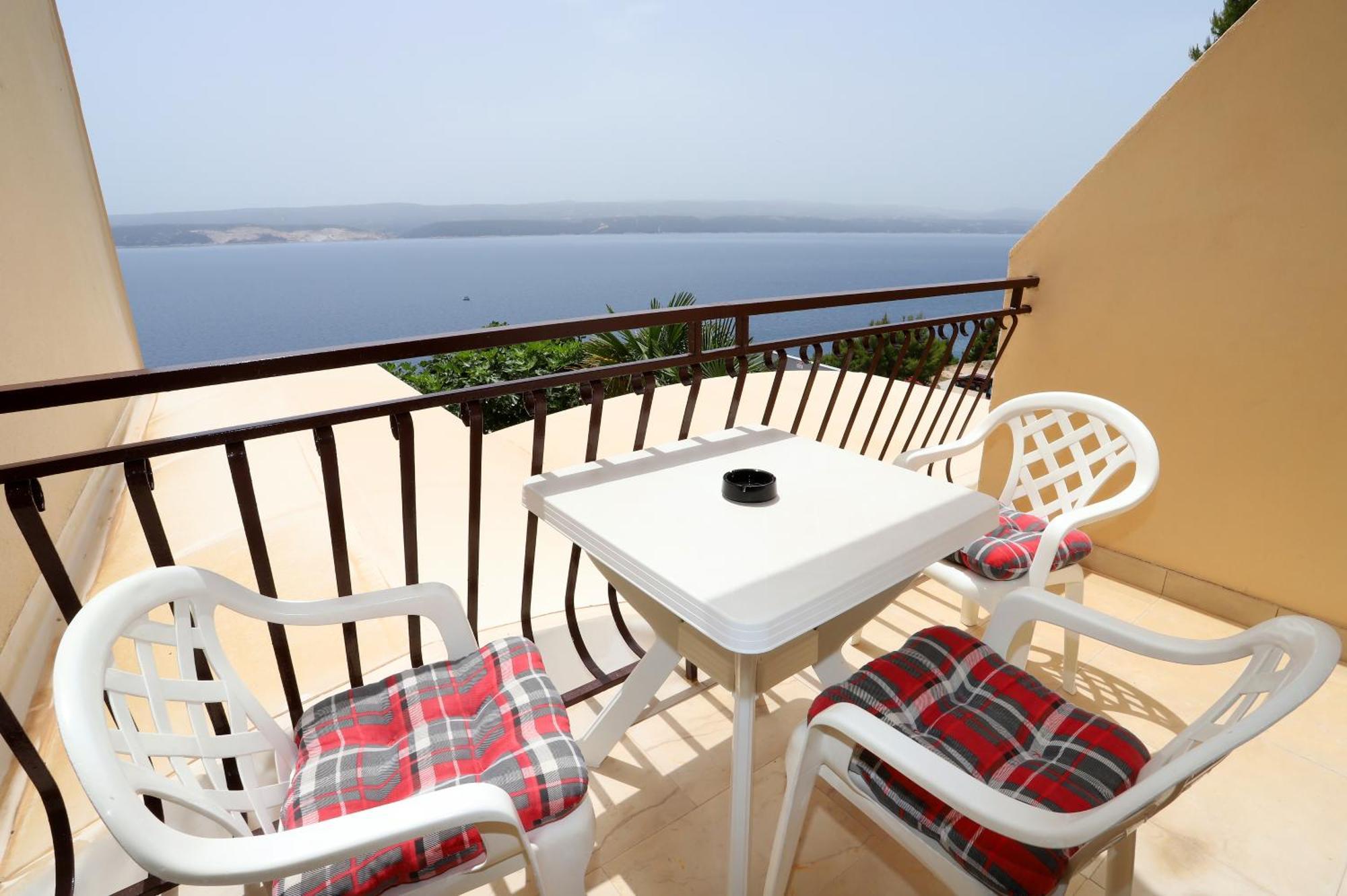 Apartments Edita & Robert Lokva Rogoznica Dış mekan fotoğraf